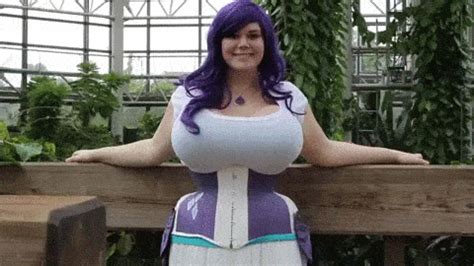 big bouncing naturals|Big Tits GIF: 60+ Hottest Big Boobs Gifs on the Internet